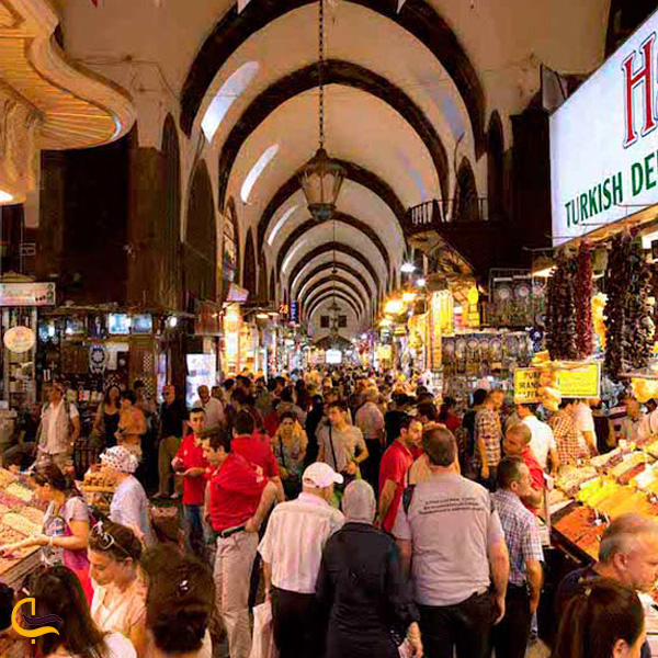 تصویری از مغازه ادویه جات بازار بزرگ استانبول