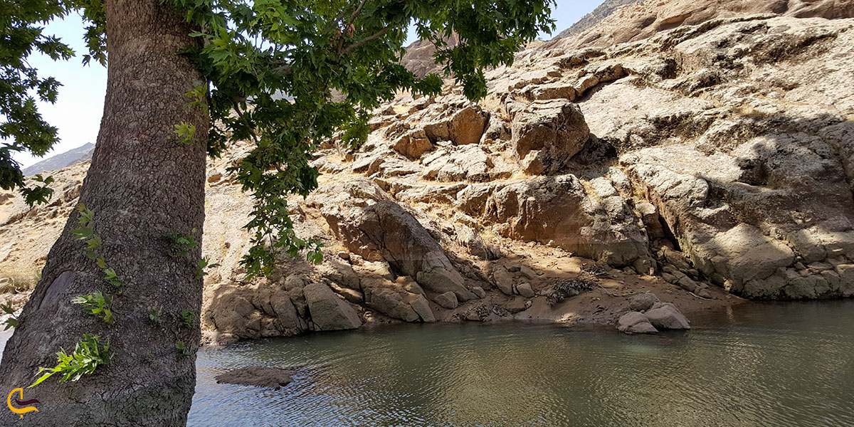 تصویری از طبیعت خرم آباد