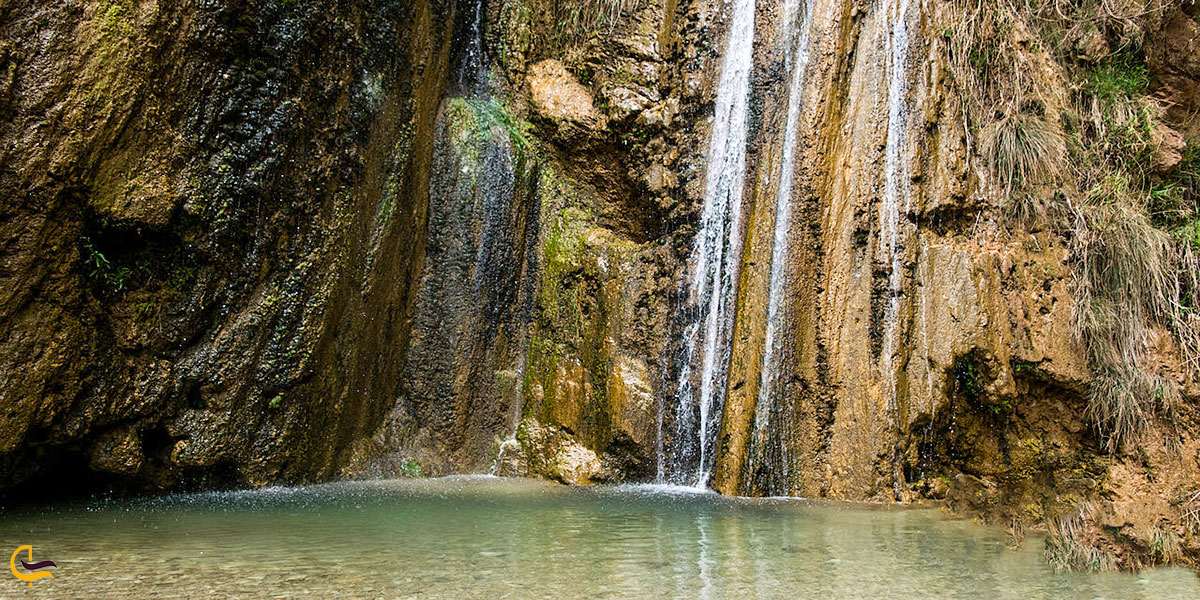تصویری از آبشار نوژیان