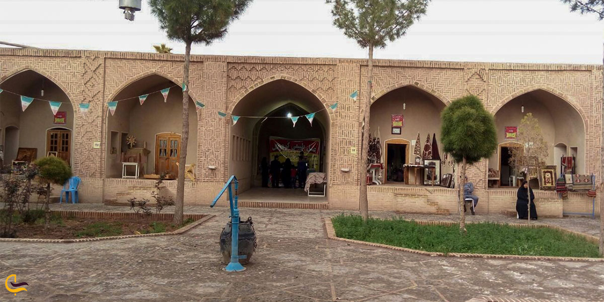 نمایی از کاروانسرای قطب آباد