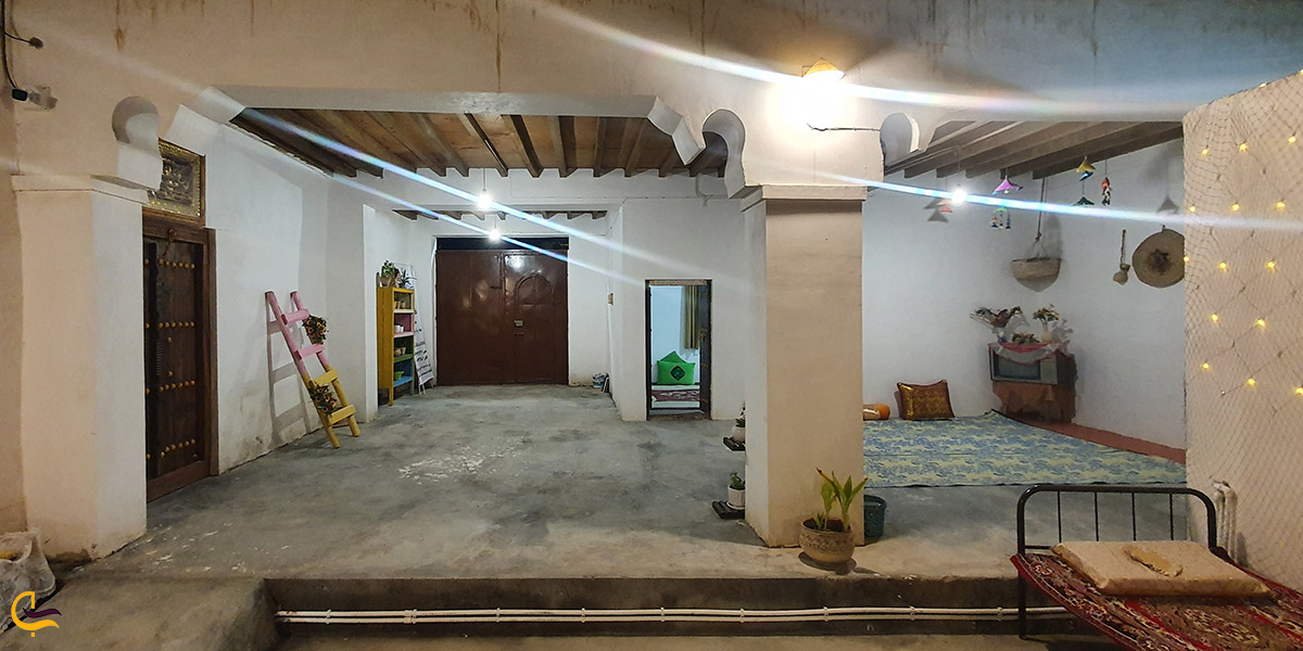 تصویری از ایوان اقامتگاه بوم گردی تکو بندر خمیر