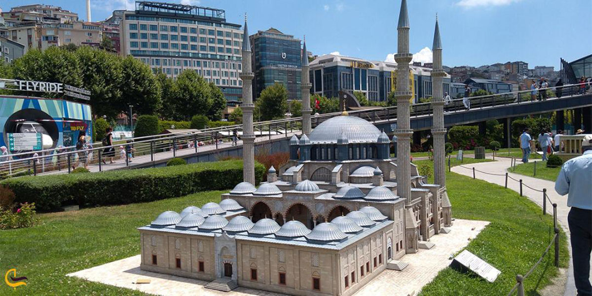 نمایی از مسجد سلیمیه ادیرنه