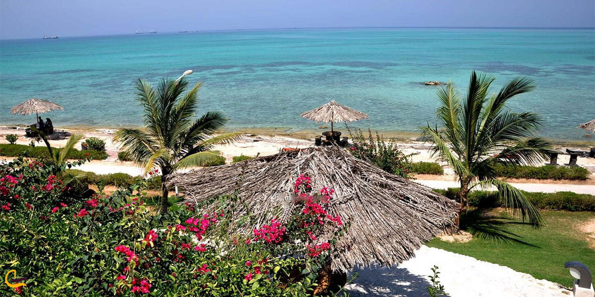 نمایی از ساحل سیمرغ