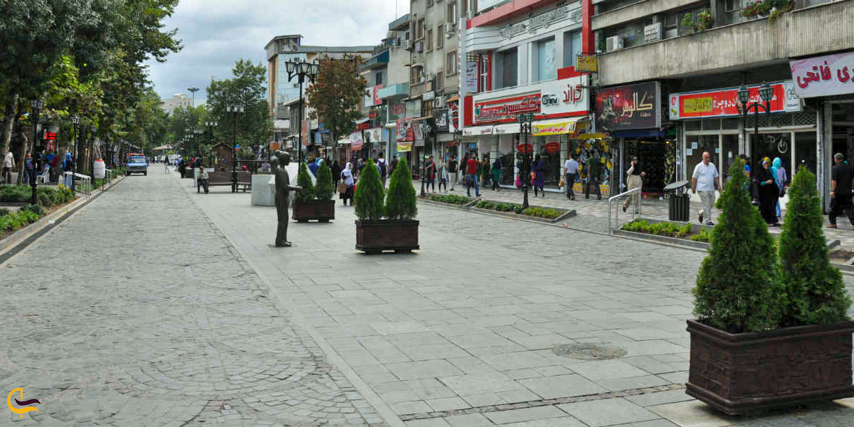 نمایی از مسیر خیابان علم الهدی