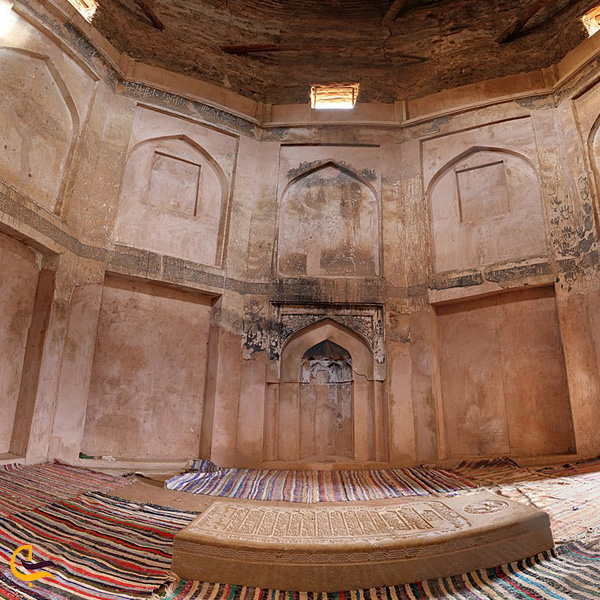 تصویری از داخل مقبره شیخ محمد رشیدالدین