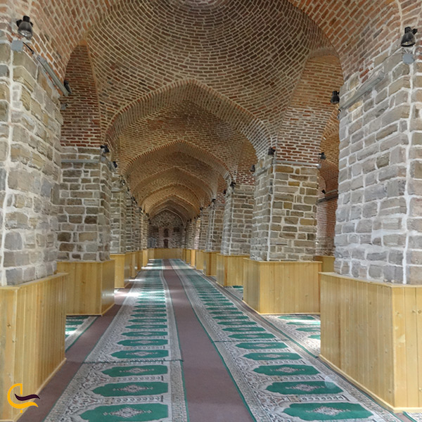 نمای داخل مسجد جامع ارومیه
