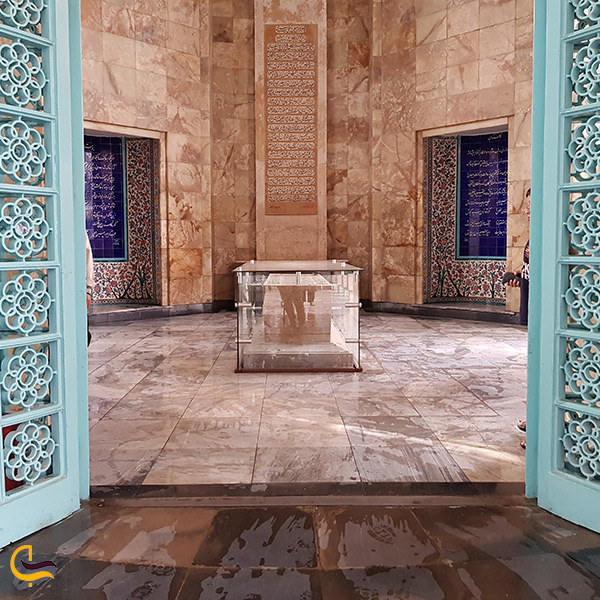 بازدید از مقبره سعدی شاعر شیرازی