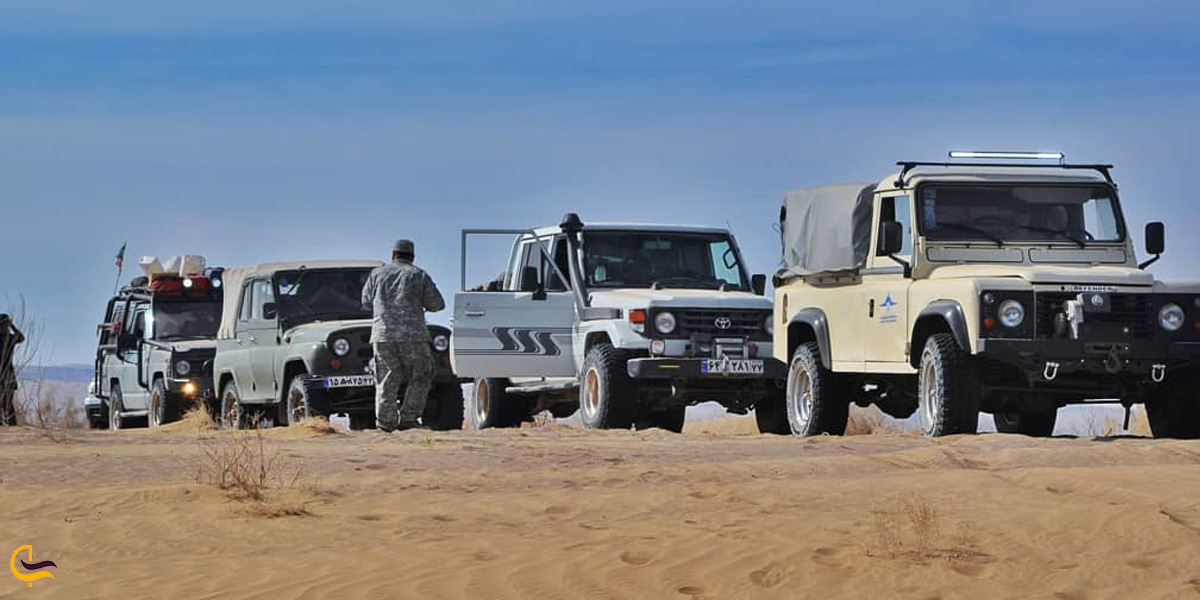 تصویری از ماشین های افرود کویر ریگ جن