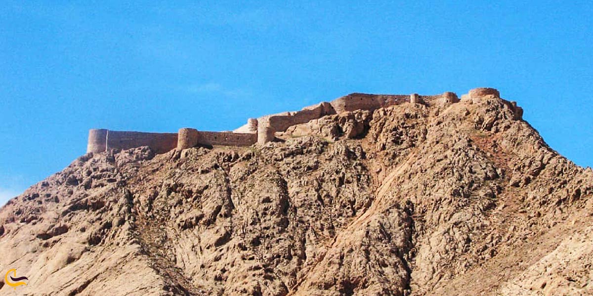 تصویری از قلعه چهل دختر