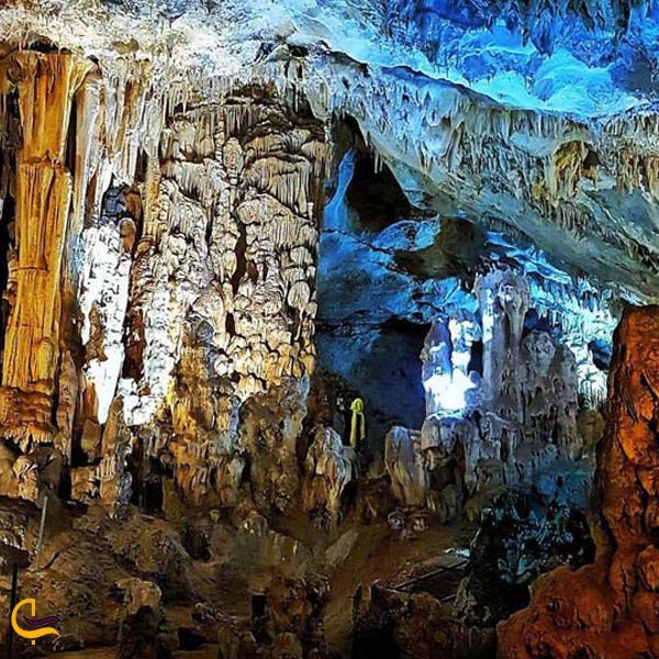 تصویری از غار ده شیخ سی سخت