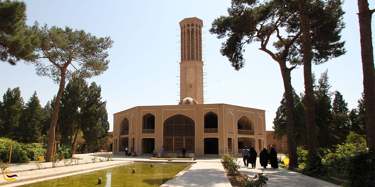 نمایی از باغ دولت آباد