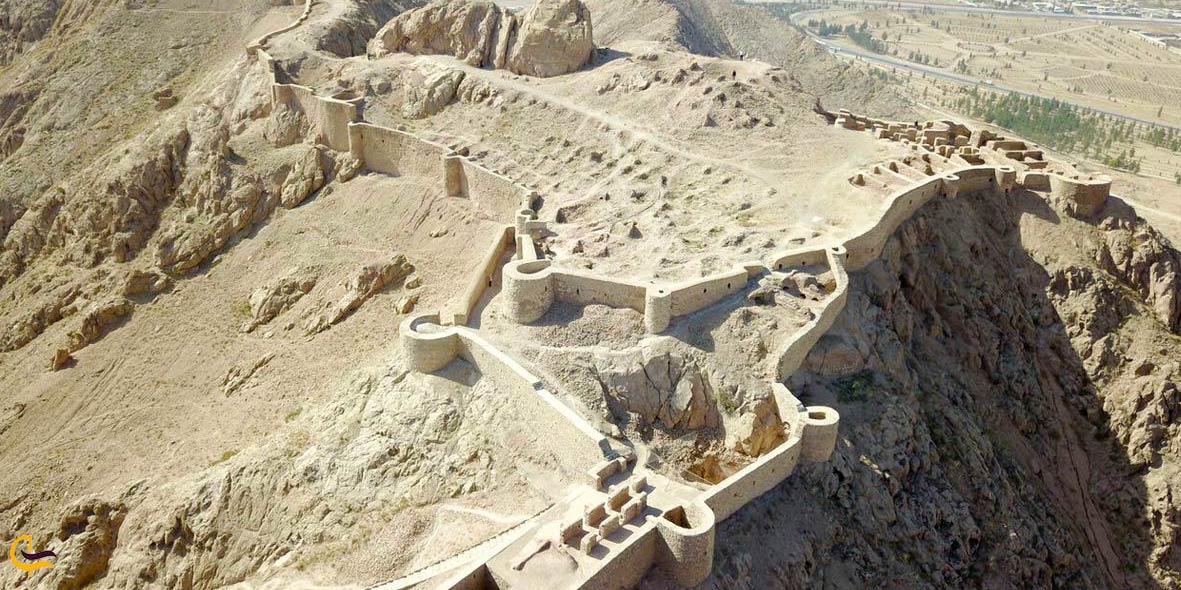 تصویری از شهر تاریخی قائن