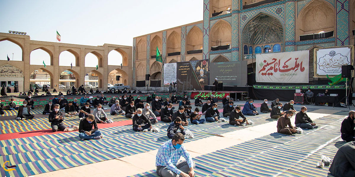 نمایی از حسینیه امیرچخماق
