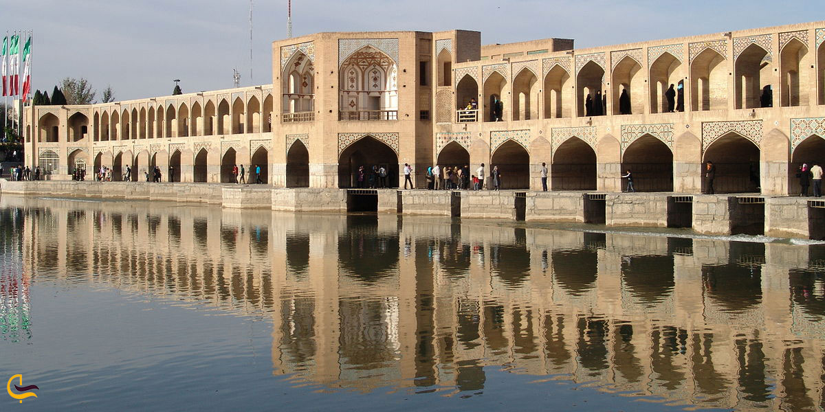 نمایی از پل خواجو اصفهان
