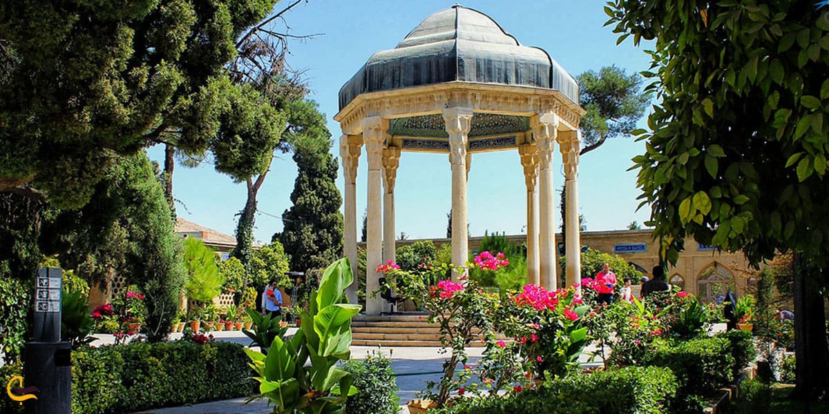 نمایی از حافظیه شیراز