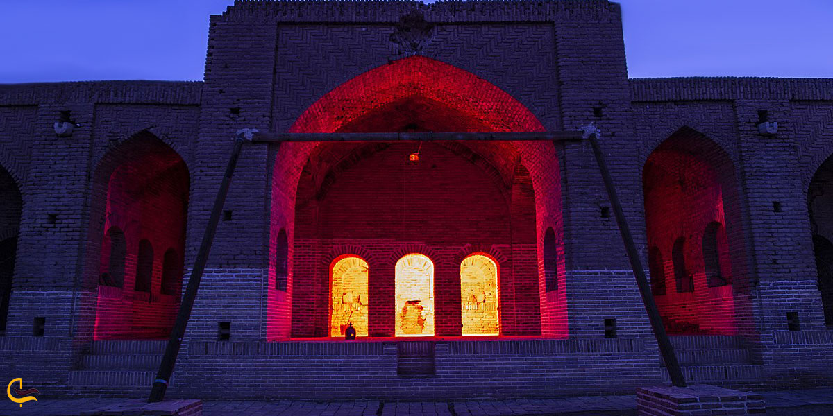 نمایی از مسجد شاه نشین