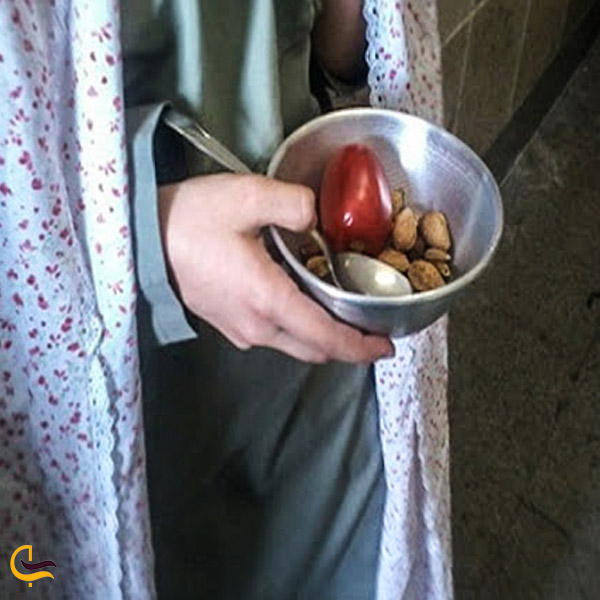 تصویری از مراسم قاشق زنی چهارشنبه سوری