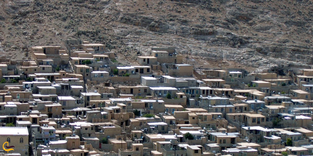 تصویری از خانه های روستای نوایگان داراب