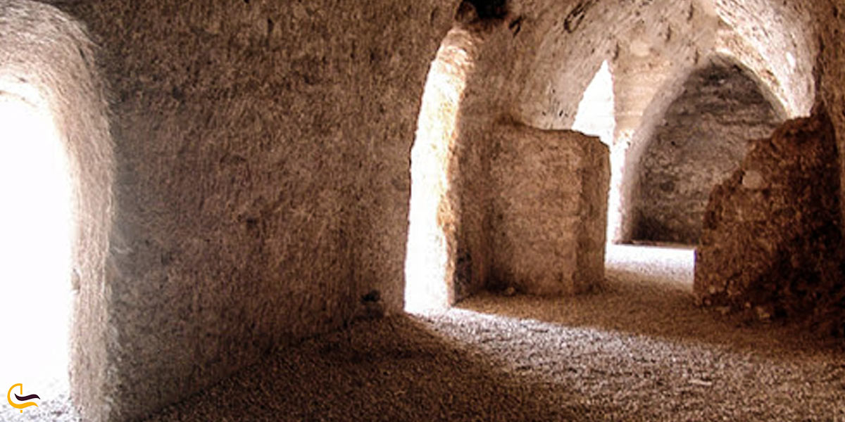 تصویری از دالان اول آتشکده مند بوشهر