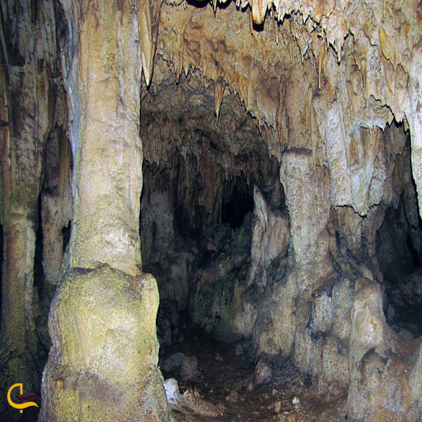 تصویری از غار قلعه کرد
