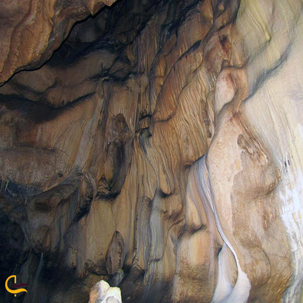 تصویری از غار قلعه کرد