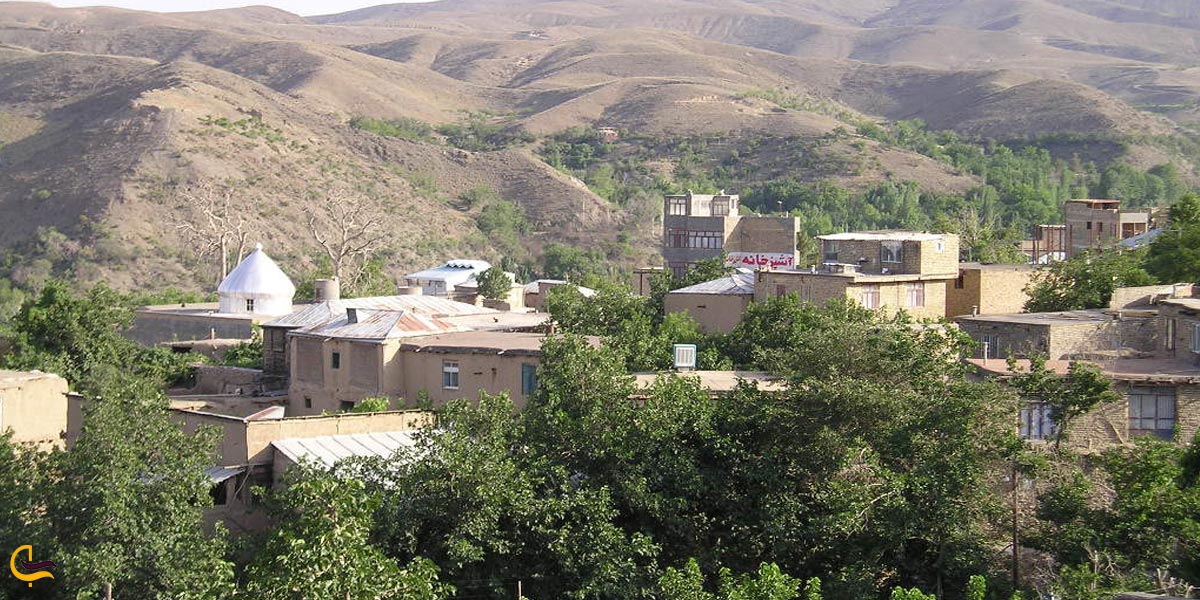 تصویری از طبیعت سرسبز روستای اخلمد