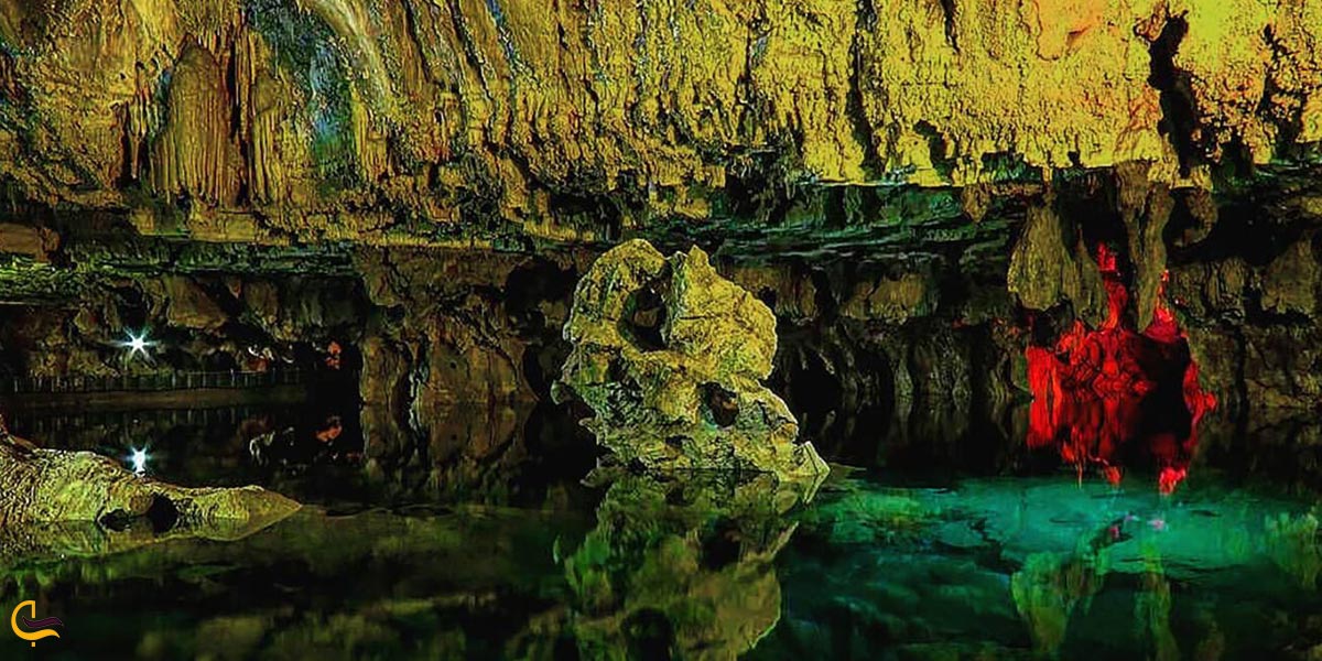 تصویری از غار علی صدر همدان