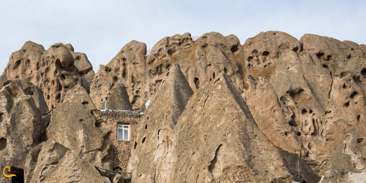 تصویری از معماری خانه های روستای کندوان
