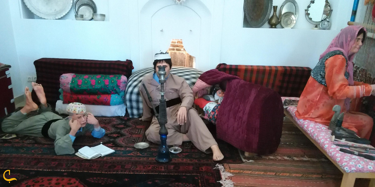 تصویری از اتاق خان خانه عمرات آصف وزیری