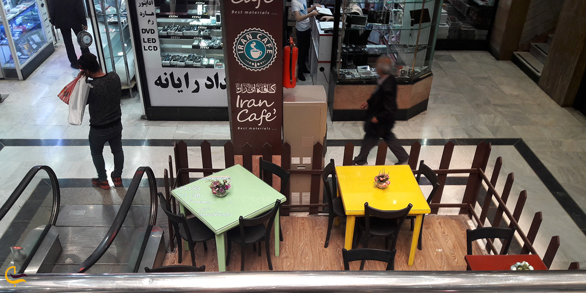 کافی شاپ و رستوران در مرکز کامپیوتر ایران