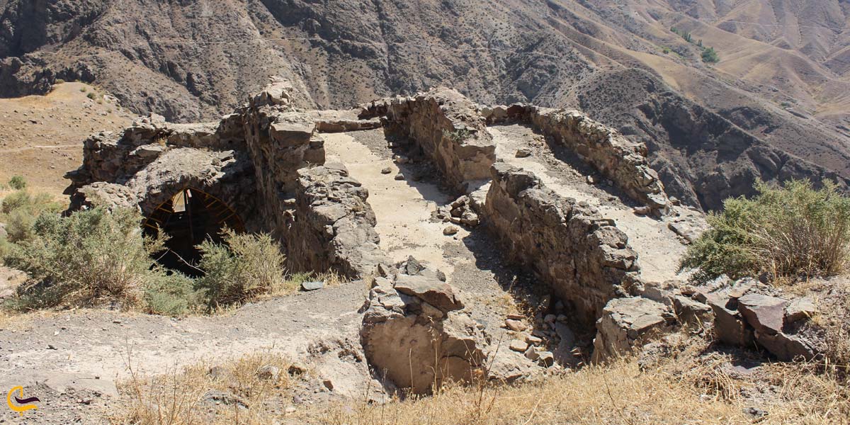 تصویری از دژ لمبسر