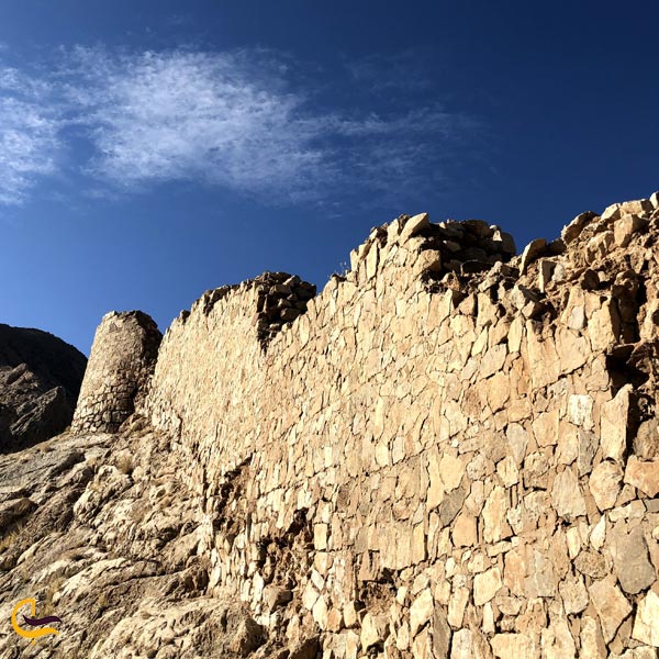 تصویری از قلعه تاریخی شیر قلعه