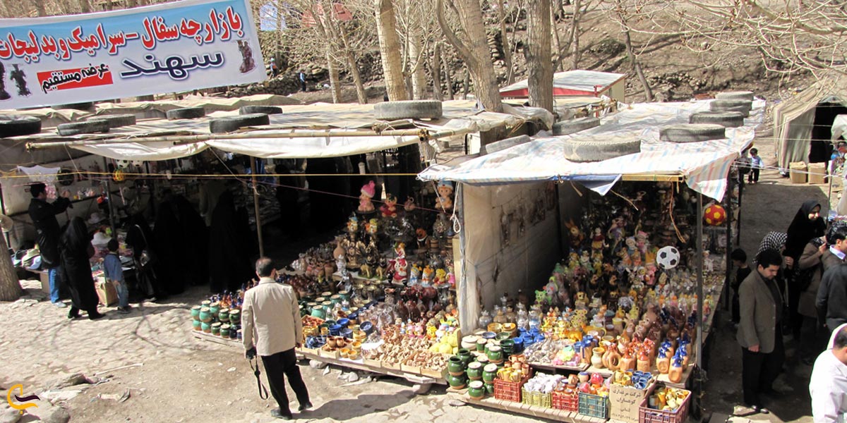 تصویری از بازار محلی روستای کندوان