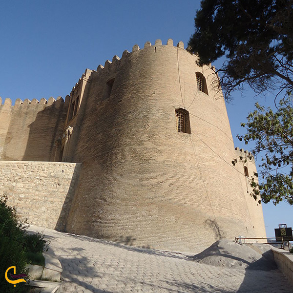 مکان قلعه فلک الافلاک