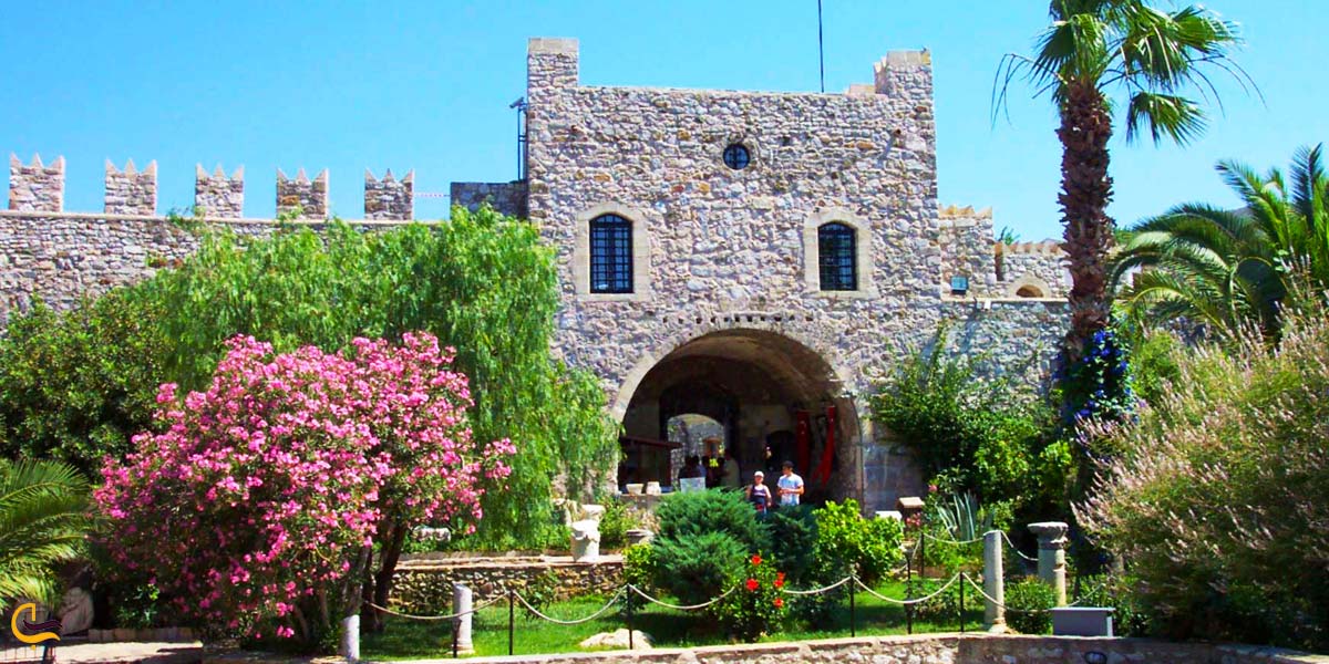 تصویری از قلعه و موزه مارماریس