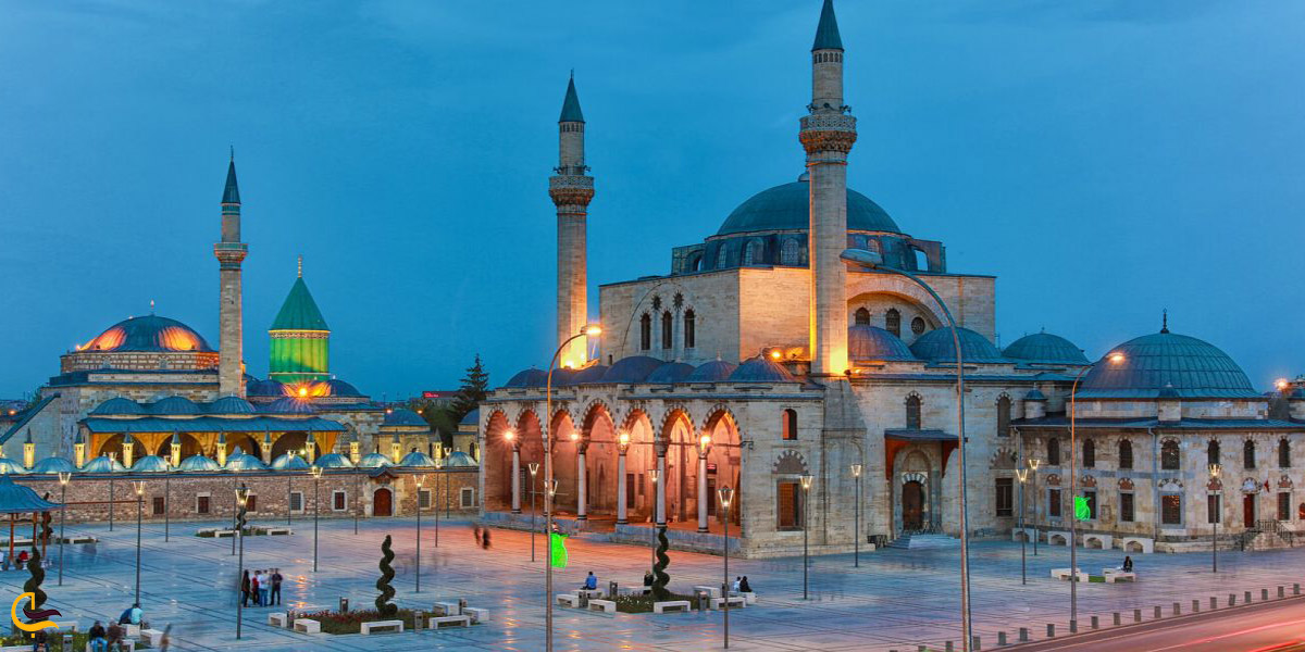 تصویری از آرامگاه و موزه مولانا قونیه