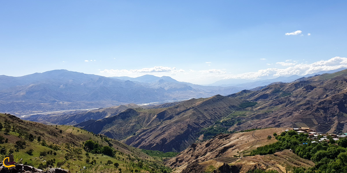 نمایی از طبیعت الموت