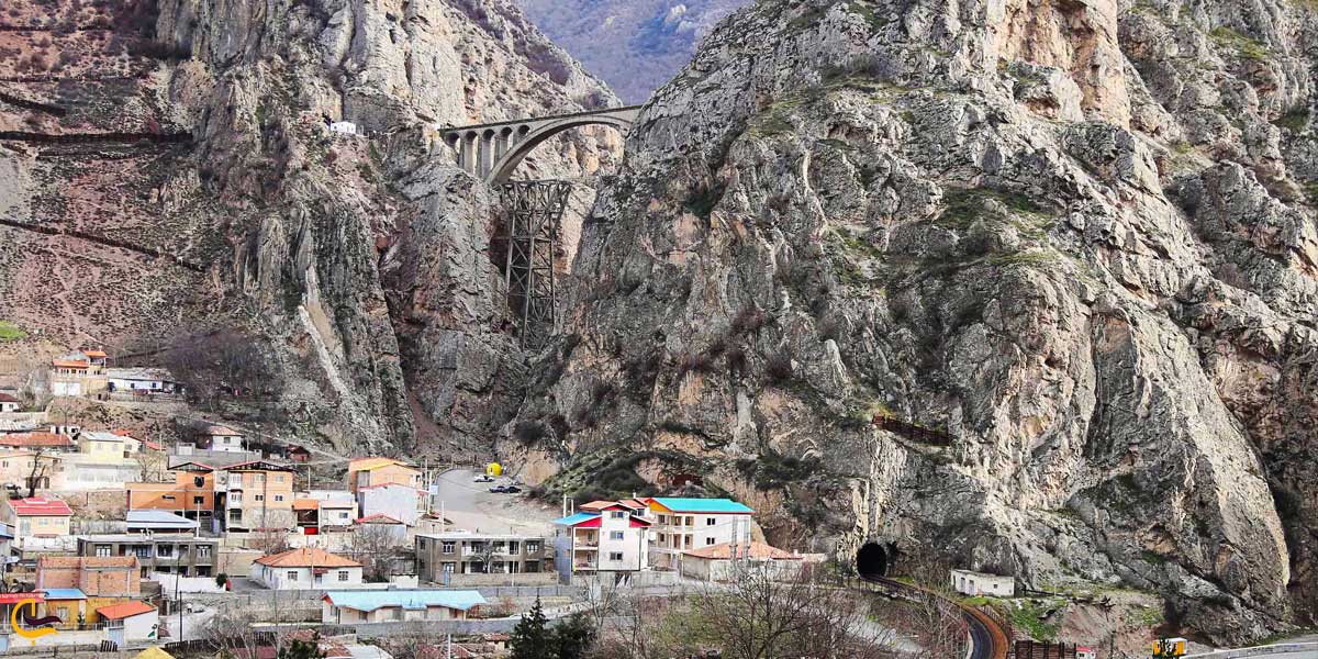 تصویری از خانههای روستایی برای اقامت در ورسک