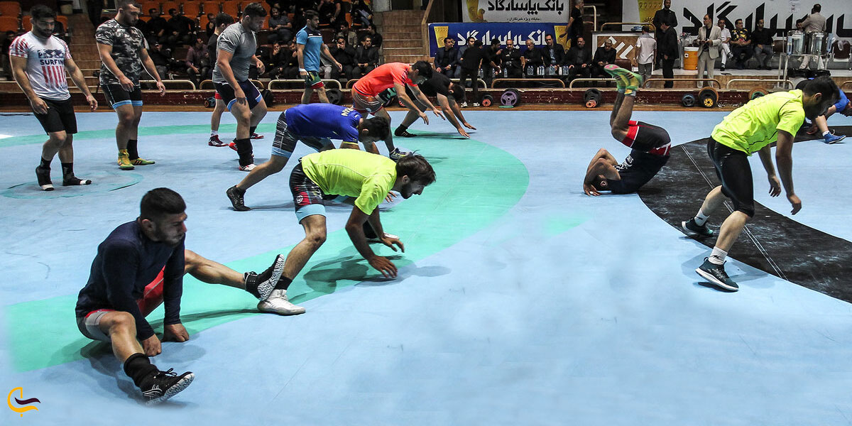 نمایی از سالن ورزشهای رزمی انقلاب