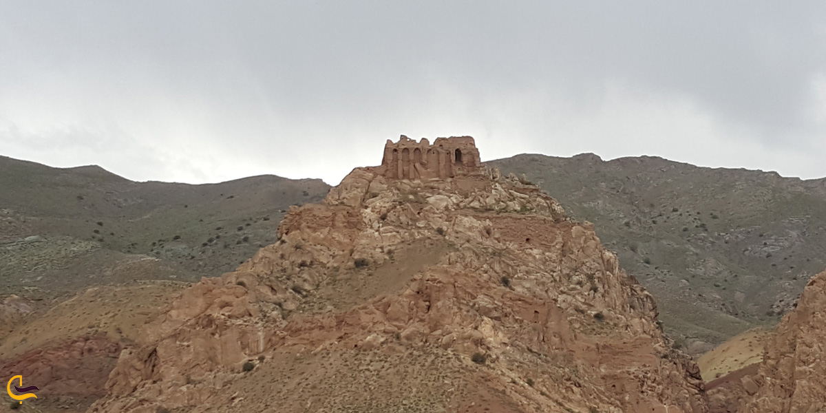 تصویری از قلعه دختر ساوه