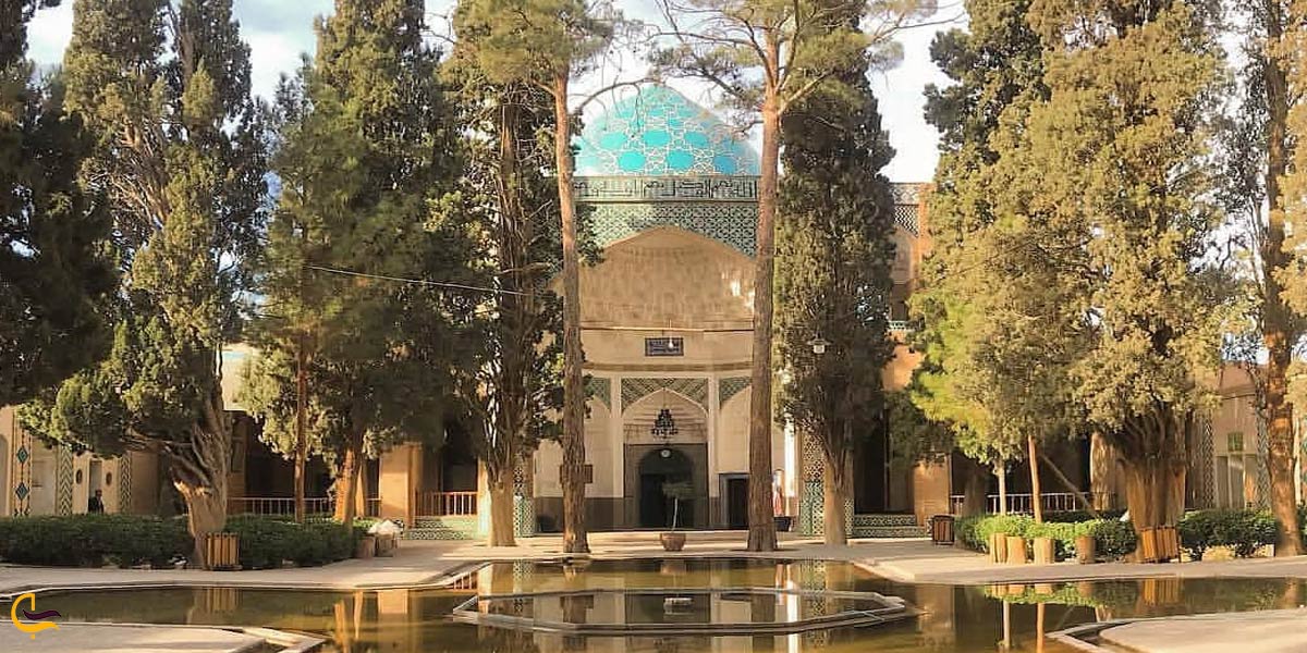 تصویری از آرامگاه شاه نعمت الله ولی