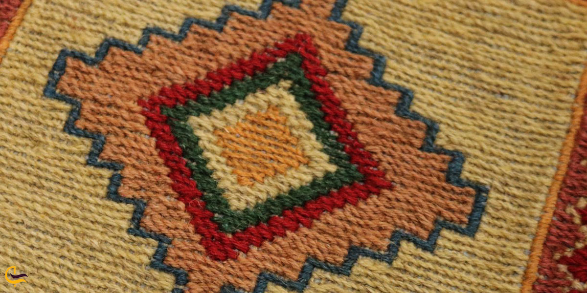 تصویری از اهر بافی سوغات اهر