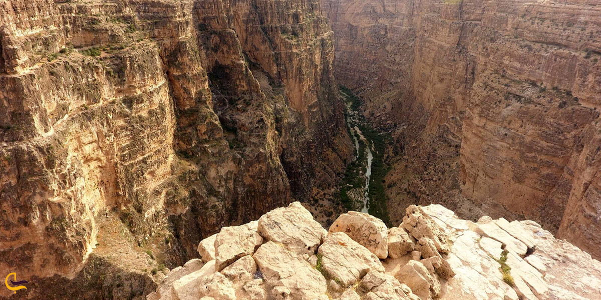 نمایی ازتنگ هایقر فیروزآباد