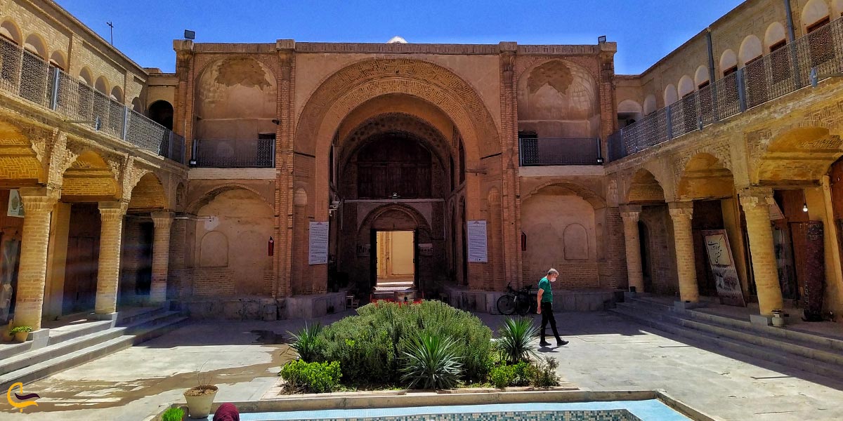 تصویری از تیمچه صرافیان