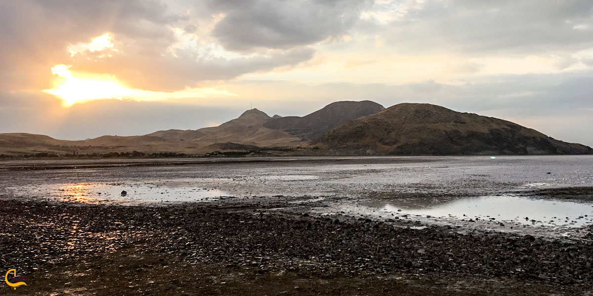 تصویری از دریاچه ارومیه