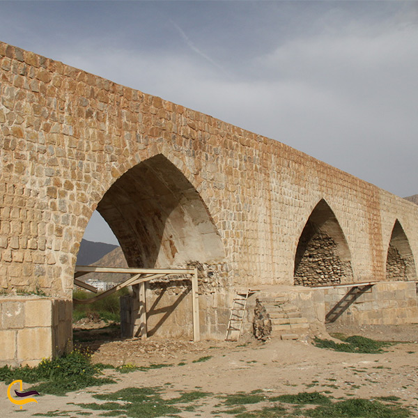 بازدید از پل شاپوری در خرم آباد