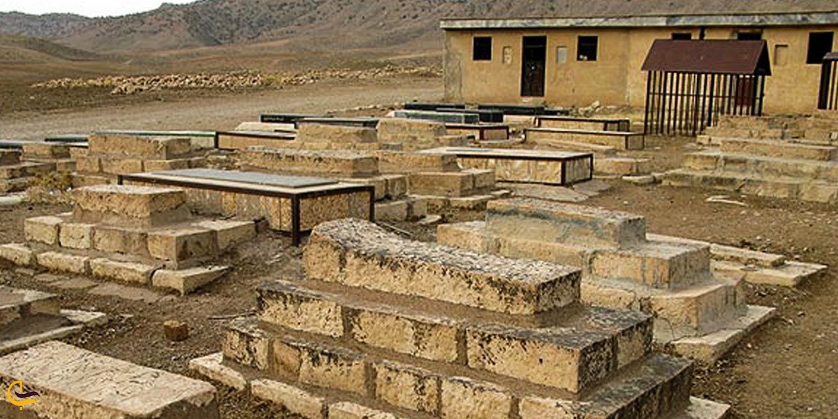 تصویری از گورستان چمشک