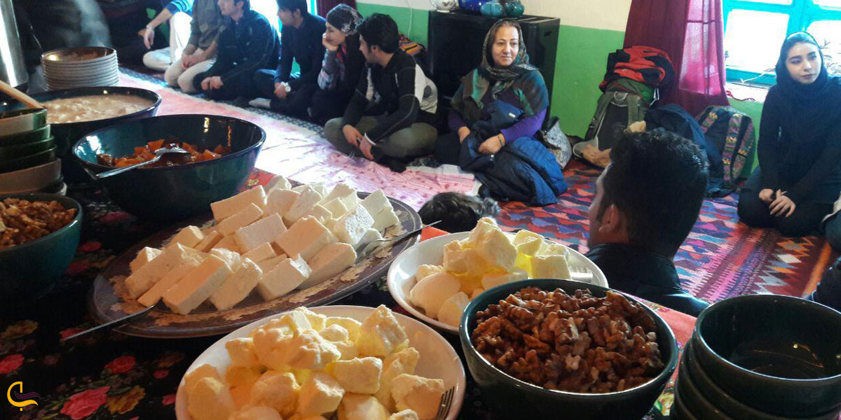 تصویری از مراسم در روستای دولاب