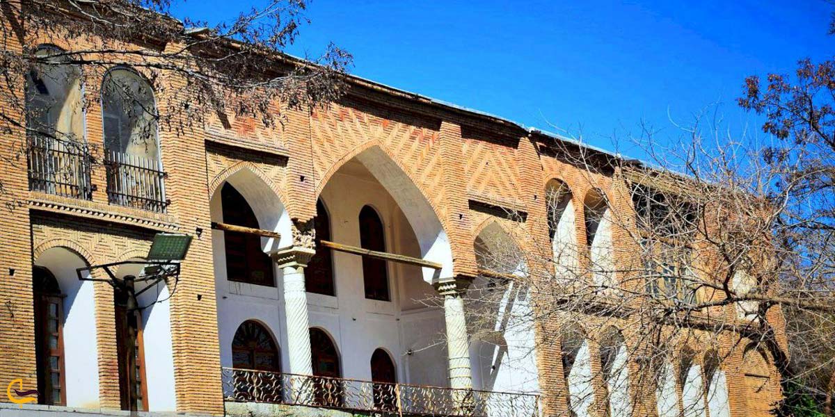 تصویری از ساختمان عمارت وکیل المک سنندج