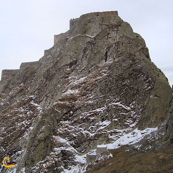 تصویری از قلعه بابک